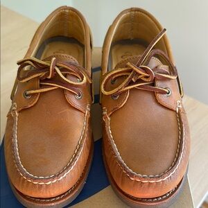 Sperry Brown Leather Boat Shoes with Moc-Toe Design
